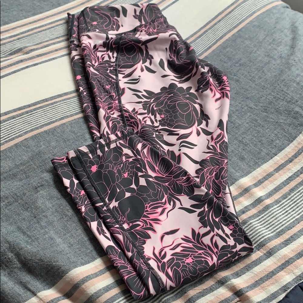 Brand New Never Worn Fabletics Leggings